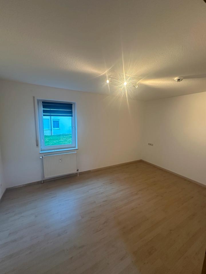 Thumbnail-2-Zimmer Wohnung mit EBK und Terasse