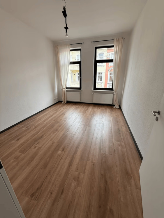 Thumbnail-Sonnig und ruhig an der Fahrradstraße wohnen - 2ZKB mit Südbalkon