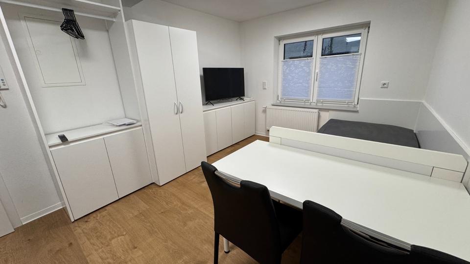 Thumbnail-Vollmöbeliertes kleines EG Apartment mit Küche in Alzenau