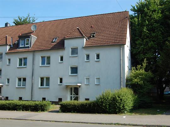 Thumbnail-Renovierte 2-Zimmer-Wohnung mit Wannenbad