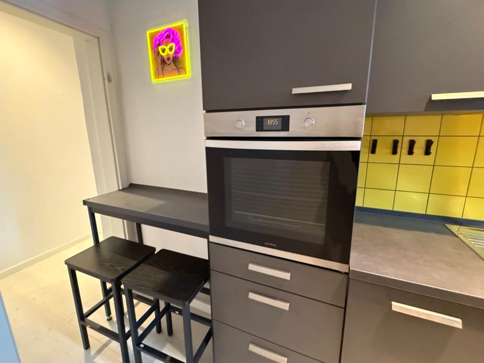 Thumbnail-Neugründung! Kernsanierte 2er-WG frei – zentral – Miete pro Zimme