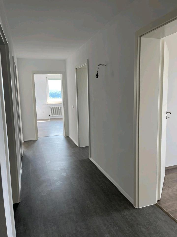Thumbnail-4,5 Zimmer Wohnung in Reutlingen Betzingen