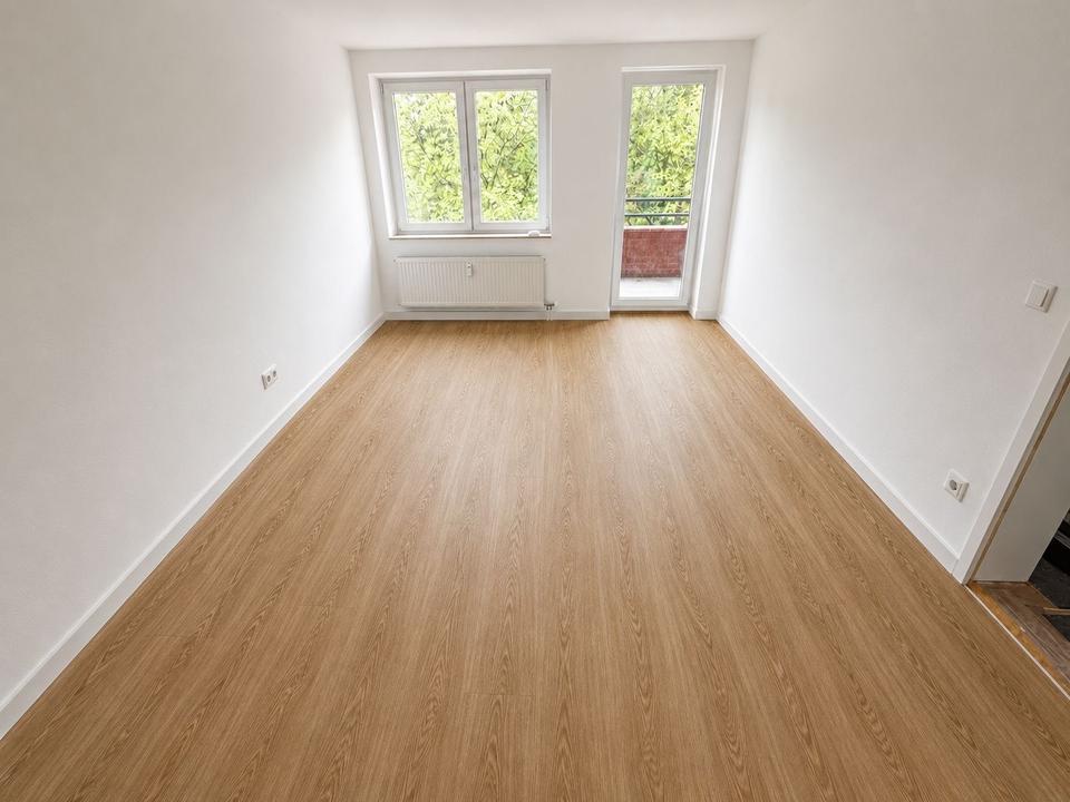 Thumbnail-Erstbezug nach Renovierung: 2- Zimmer Wohnung ab sofort