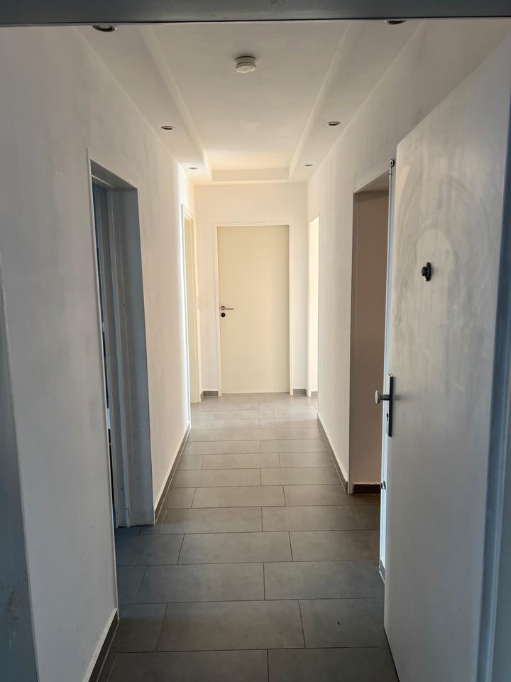 Thumbnail-3-Zimmer Wohnung Erdgeschoss Senioren gerecht zu Verkaufen