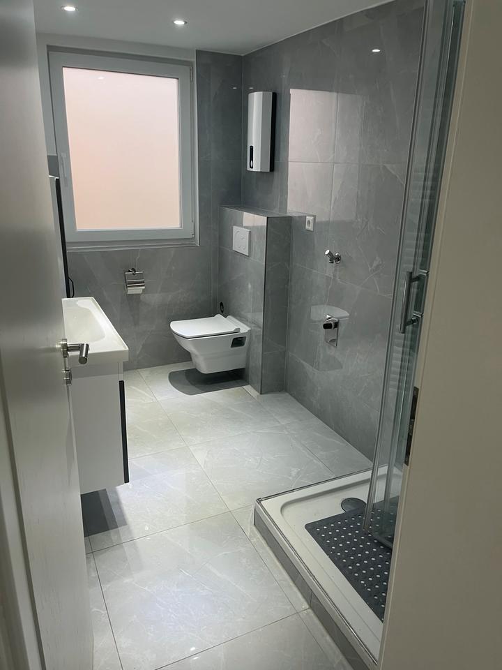 Thumbnail-Charmante DG-Wohnung in Nußloch – 2 Zimmer, 66 m²