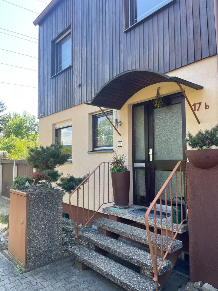 Thumbnail-Attraktives Reiheneckhaus in begehrter Lage in Weiden-Ost