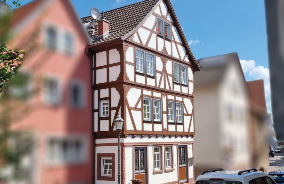 Thumbnail-Attraktives 2-Familienhaus in Steinau an der Straße