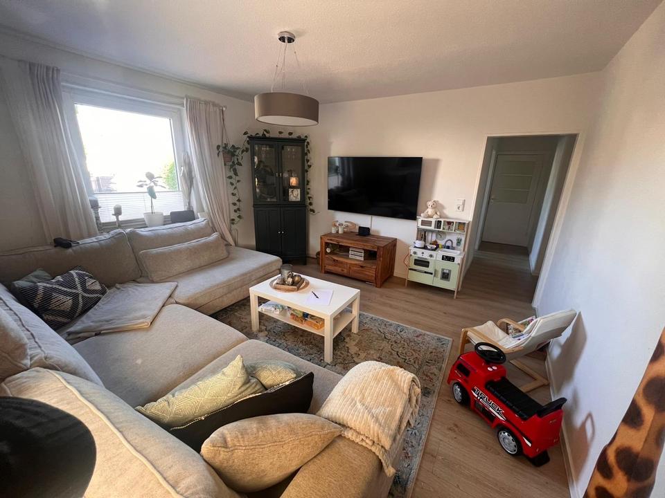 Thumbnail-• Großzügige ca. 110qm Wohnung m.Terrasse, 2 Bädern & Einbauküche