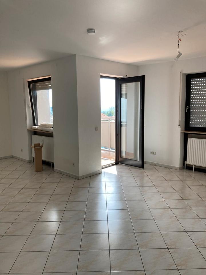 Thumbnail-Gut eingeteilt. Helle Wohnung mit Balkon ab 1. Juni. 26