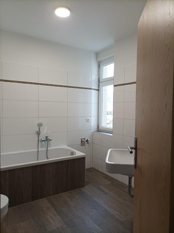 Thumbnail-Voll vermitetes MFH mit 9 % Rendite in gefragter Lage von Gera!