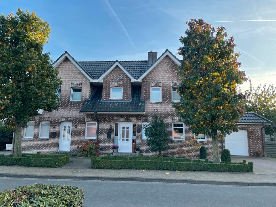 Thumbnail-Wunderschönes Einfamilienhaus mit Einliegerwohnung