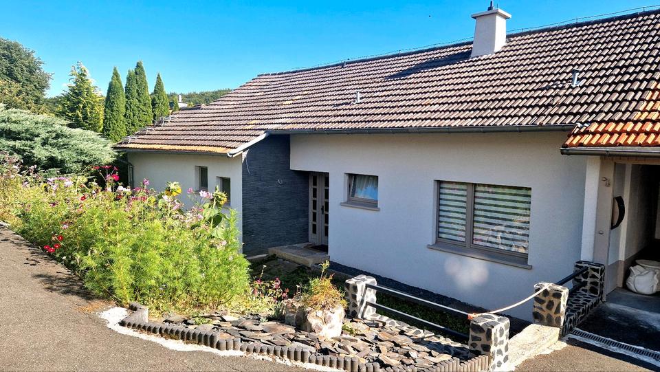 Thumbnail-Einfamilienhaus mit Einliegerwohnung in ruhiger Lage in Weilburg
