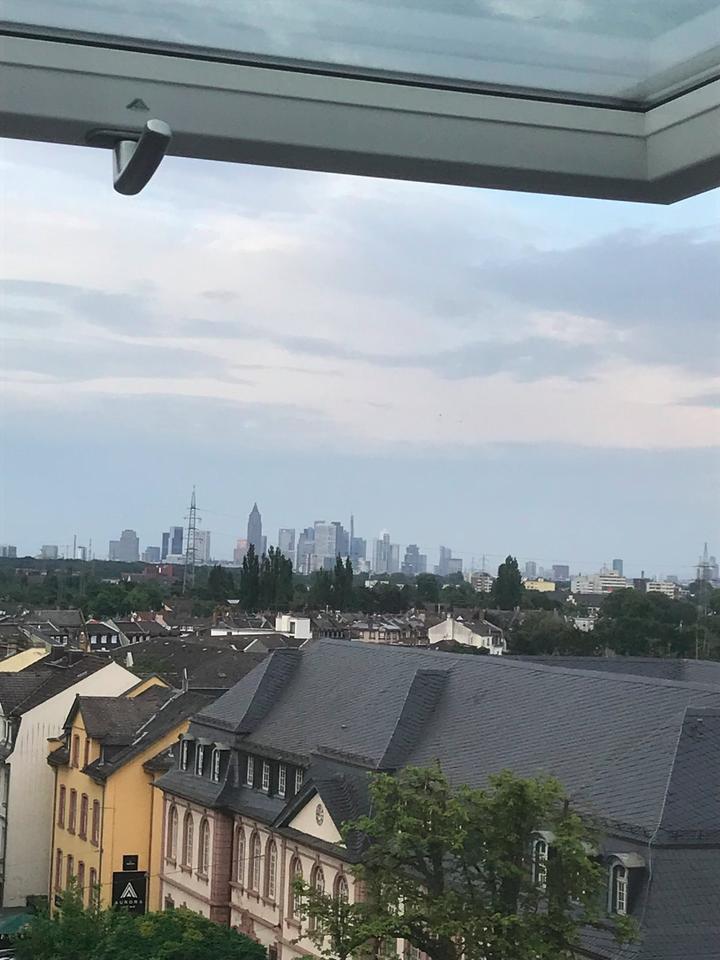 Thumbnail-Hochwertige 3-Zi-Maisonette nahe Main mit Skyline-Blick