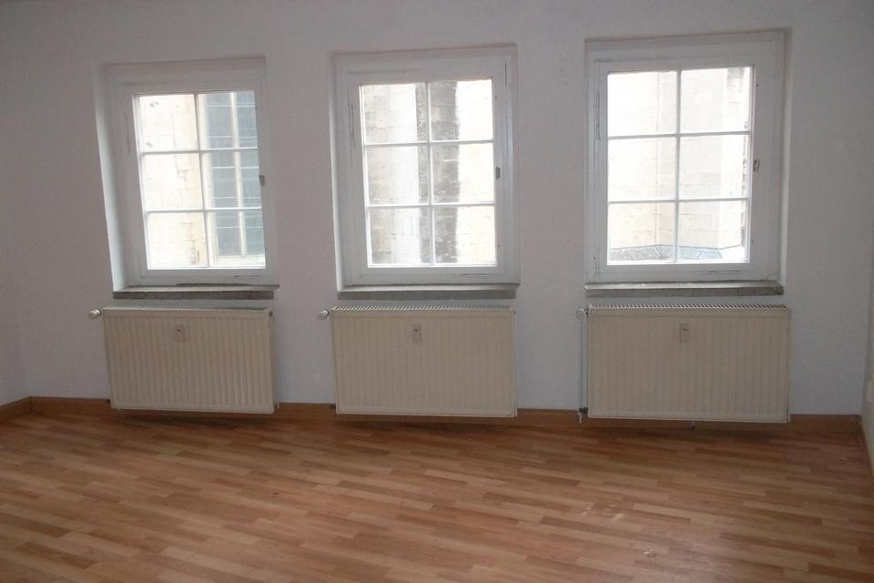 Thumbnail-Kompakte 1-Raum-Wohnung im direkten Stadtzentrum - Topfmarkt 2 Naumburg (Saale)