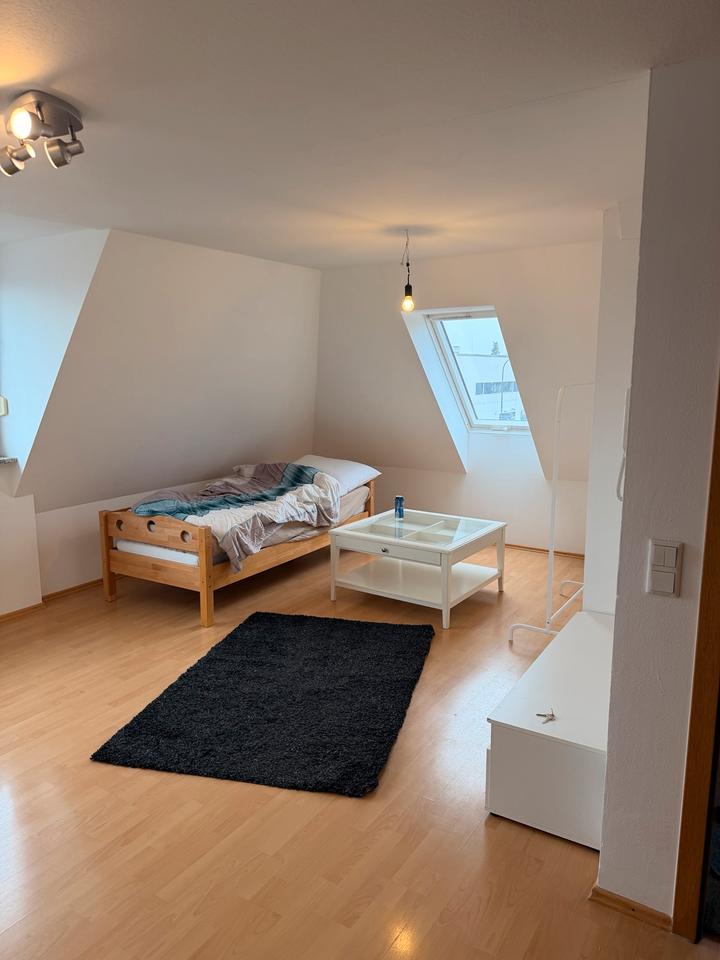 Thumbnail-1-Zimmer-Apartment Obermenzing Verdistr