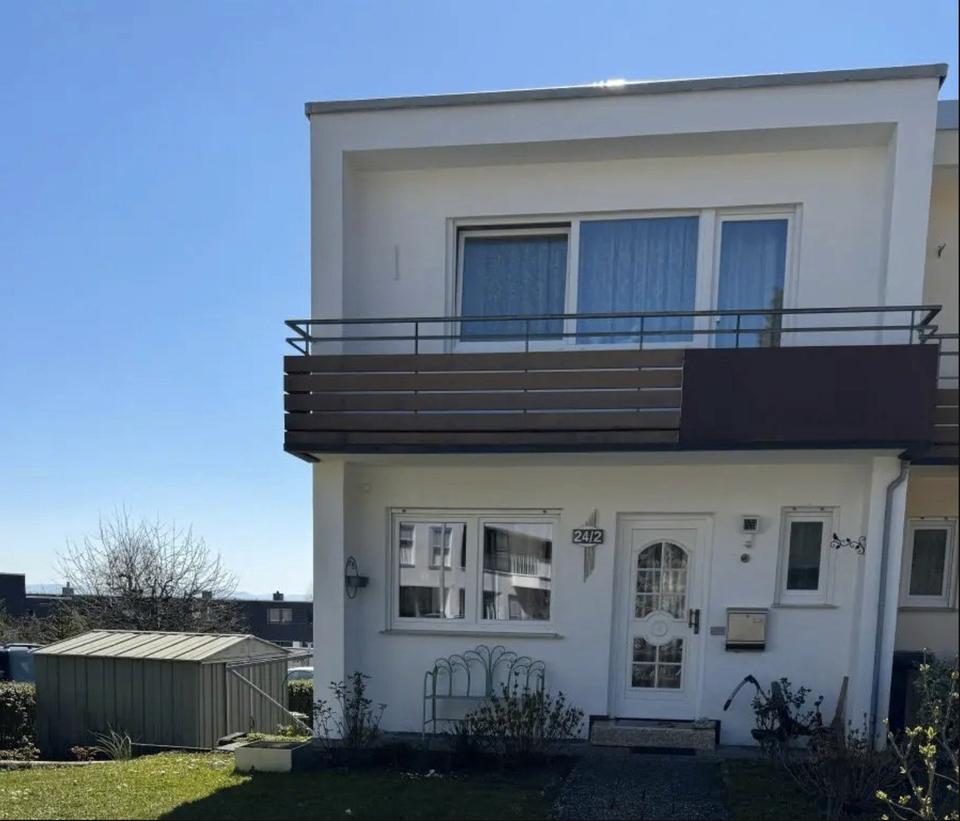Thumbnail-Reiheneckhaus von Privat in Herrenberg - Brahmsstraße