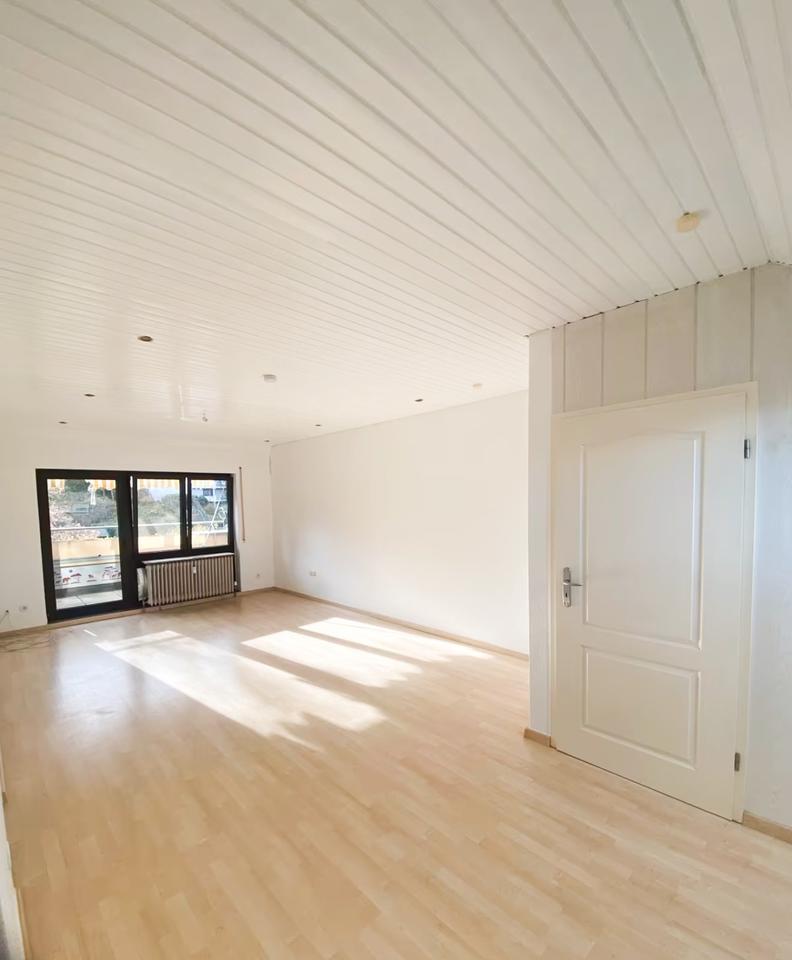 Thumbnail-Schöne 2 ZKB Wohnung mit Balkon am Saarbrücker Schloss