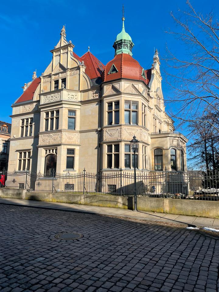 Thumbnail-Gewerbeeinheit, Firmenwohnung, barrierefrei, Luxus, Villa