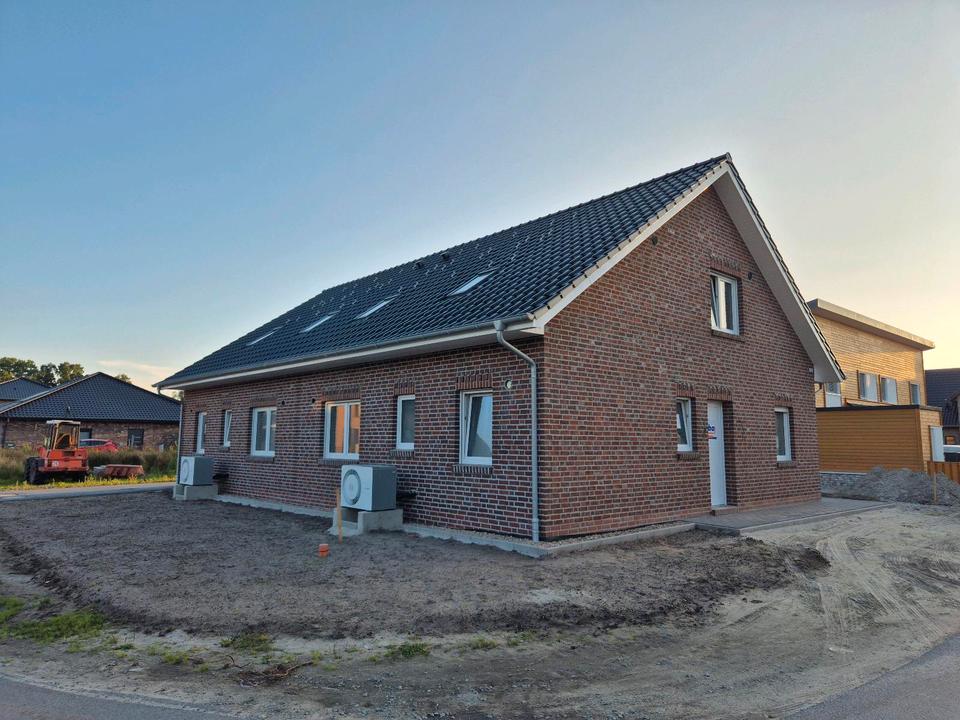 Thumbnail-Neubau KfW40 DHH 125m² Erstbezug im Saterland