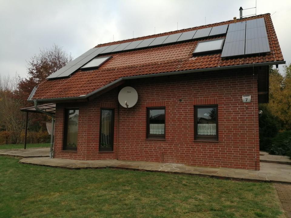 Thumbnail-freistehendes EFH, neue Heizung, provisionsfrei!