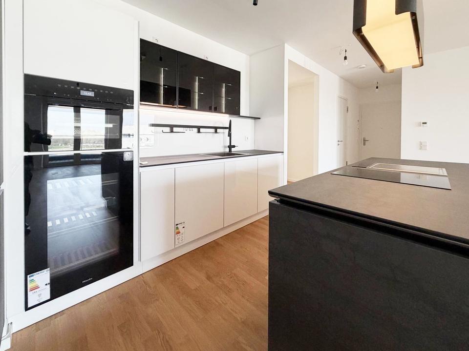 Thumbnail-Bezugsfertige 3 Zimmer-Wohnung, 2 Bäder, Einbauküche, TG-Stellplatz, Barrierefrei