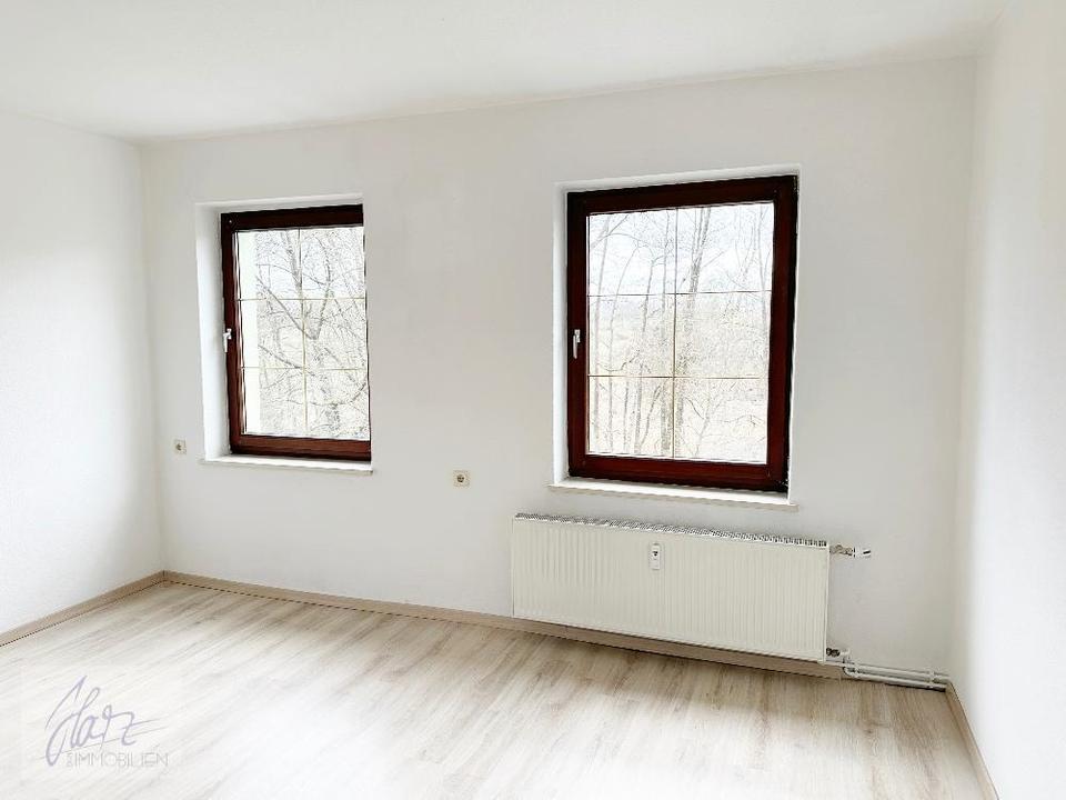 Thumbnail-***WOHNEN IM GRÜNEN*** – Komfortabel, ruhig und familienfreundlich... 3-Raumwohnung mit Tageslichtbad und opionaler Einbauküche ab sofort zu vermieten