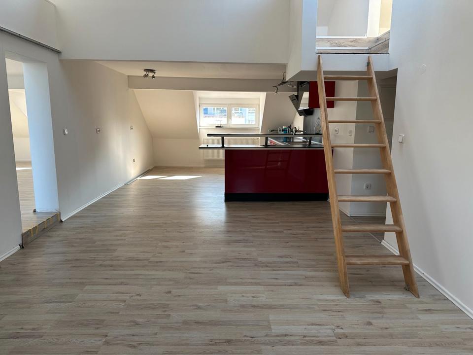 Thumbnail-Exklusives 4-Zimmer Penthouse mit traumhaftem Ausblick und gemütl