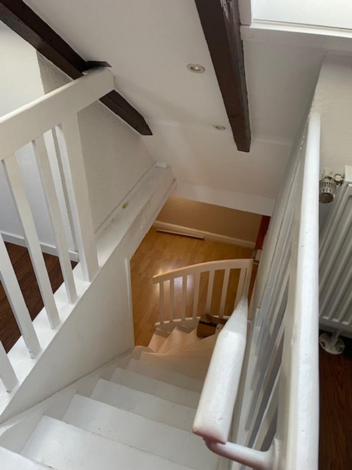 Thumbnail-Gemütliche 1 Zimmer Dachgeschosswohnung mit zweiter Ebene