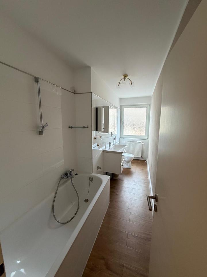 Thumbnail-3,5-Zimmer Wohnung in Essen Frohnhausen