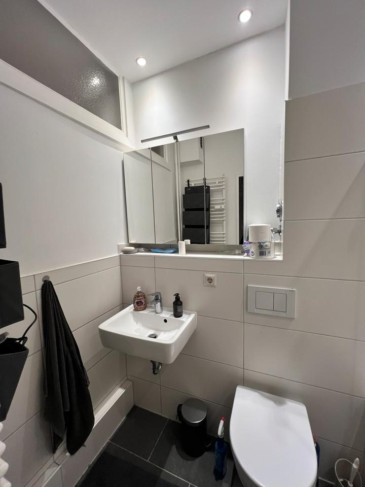 Thumbnail-Helle 1-Zimmer-Wohnung mit Wannenbad & Einbauküche