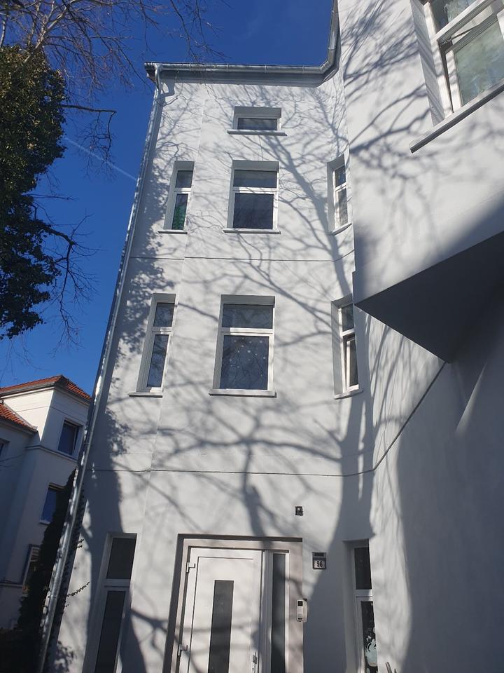 Thumbnail-Neu renovierte 3- Zimmer Wohnung im Dachgeschoss