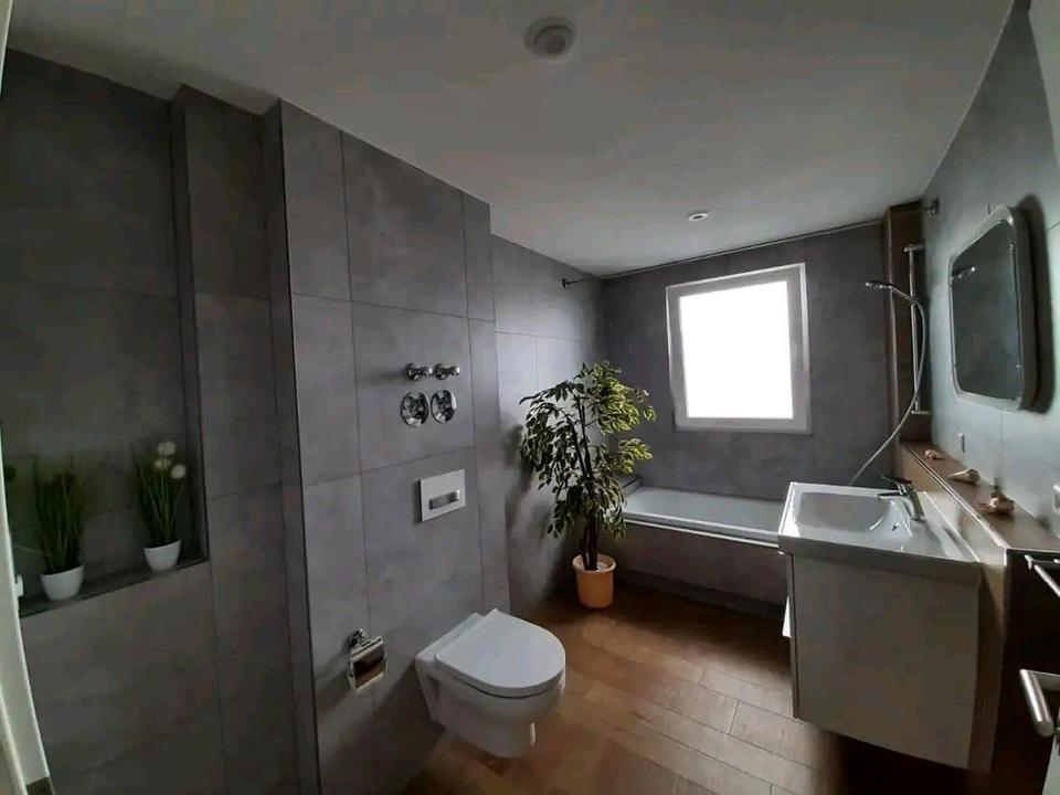 Thumbnail-Neuwertige 2,5 Zimmer Wohnung*ERDWÄRME*