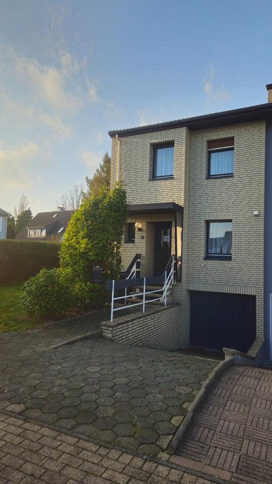 Thumbnail-Reihenendhaus in Stuhr | 75 m² Wfl. + Vollkeller | 263 m² Grund