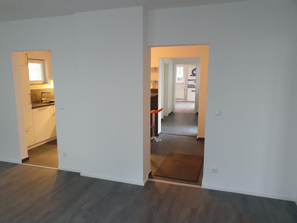 Thumbnail-Hochwertige 3- Zimmer-Wohnung Hochparterre in Sonnenberg