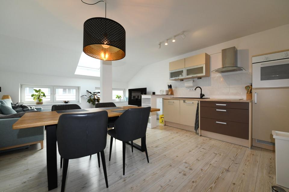 Thumbnail-Teilmöblierte Wohnung zu vermieten neben Zoo | Leipzig Zentrum