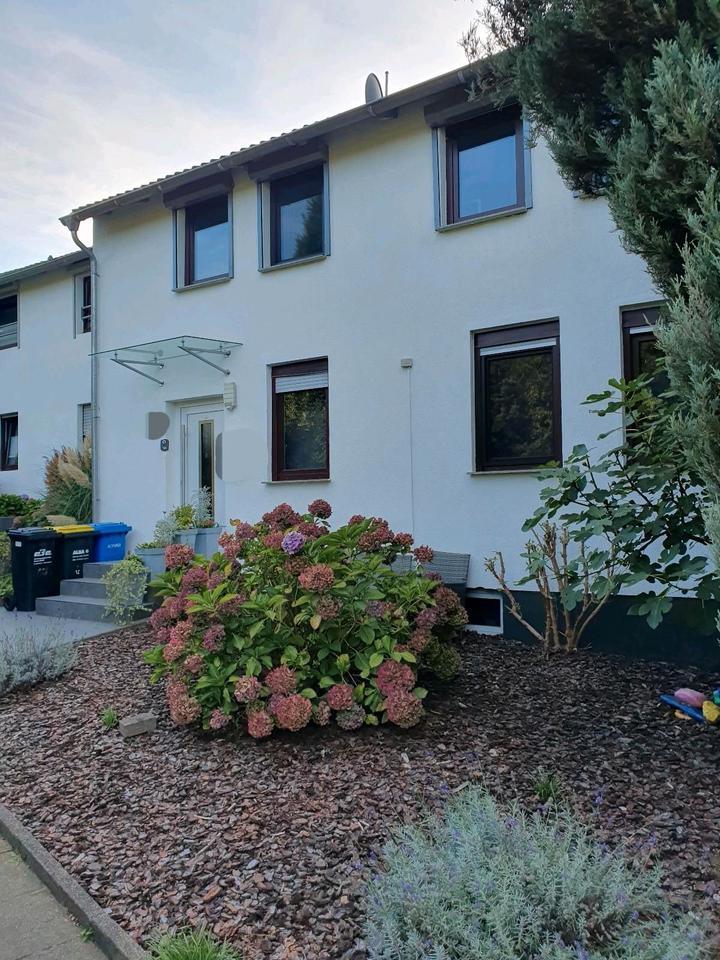 Thumbnail-schönes Reihenhaus in Schonnebeck zu vermieten