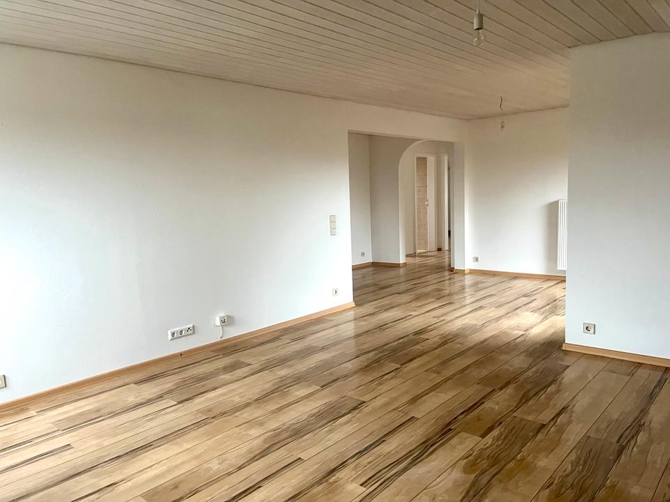 Thumbnail-Sonnige Dachgeschosswohnung mit Wohlfühlcharakter