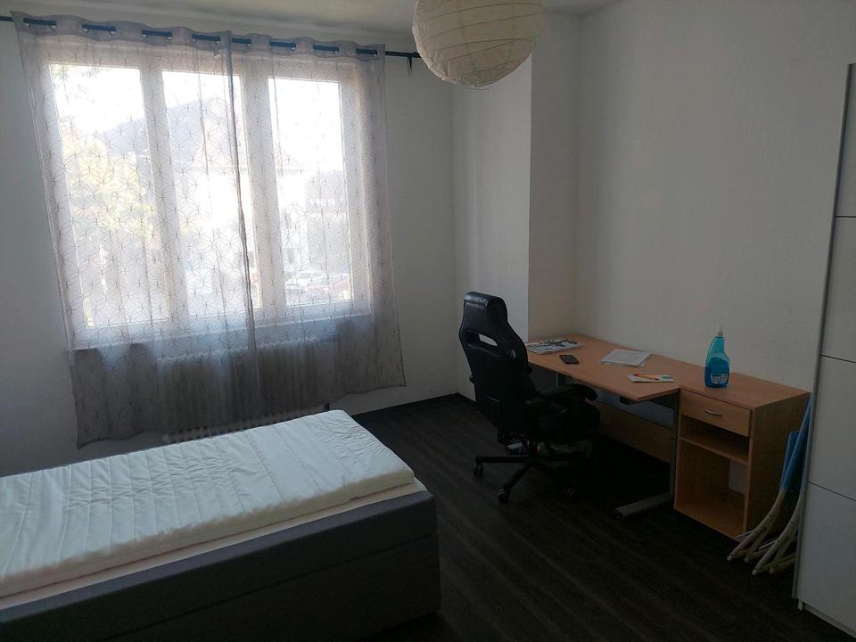 Thumbnail-1-Zimmer zu Vermieten ab sofort