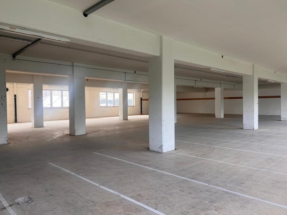 Thumbnail-Großzügige Lagerfläche mit Lastenaufzug im 2. OG (ca. 738 m²) in verkehrsgünstiger Lage - LKW-Zufahrt