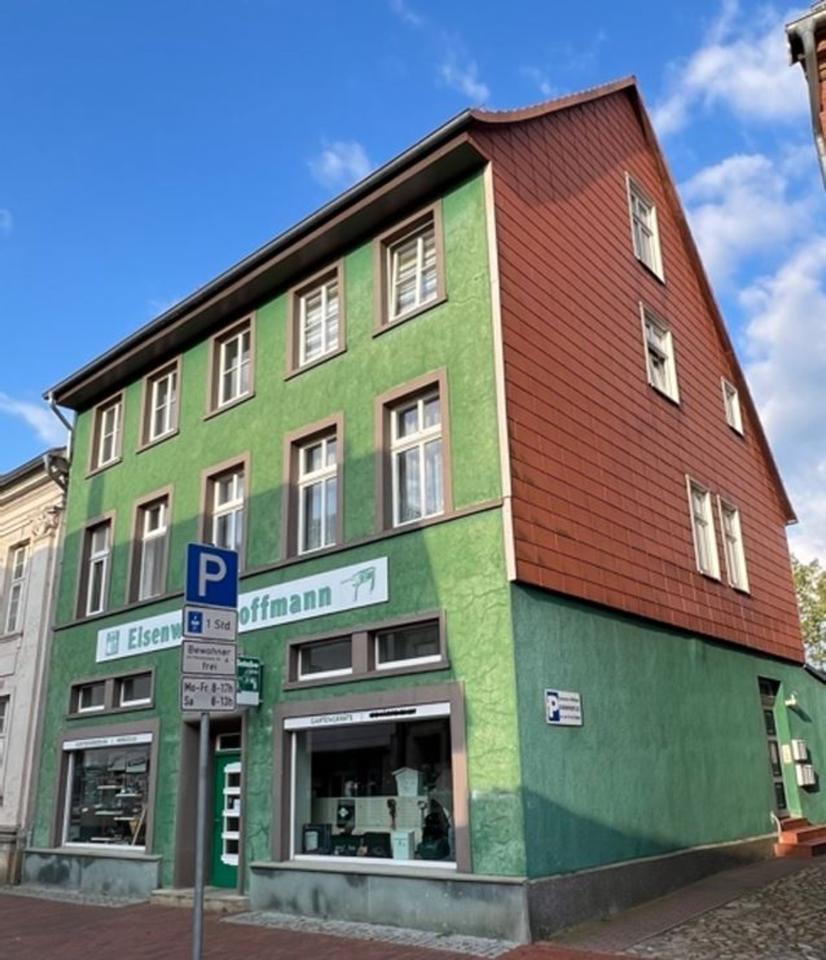 Thumbnail-Wohn- und Geschäftshaus