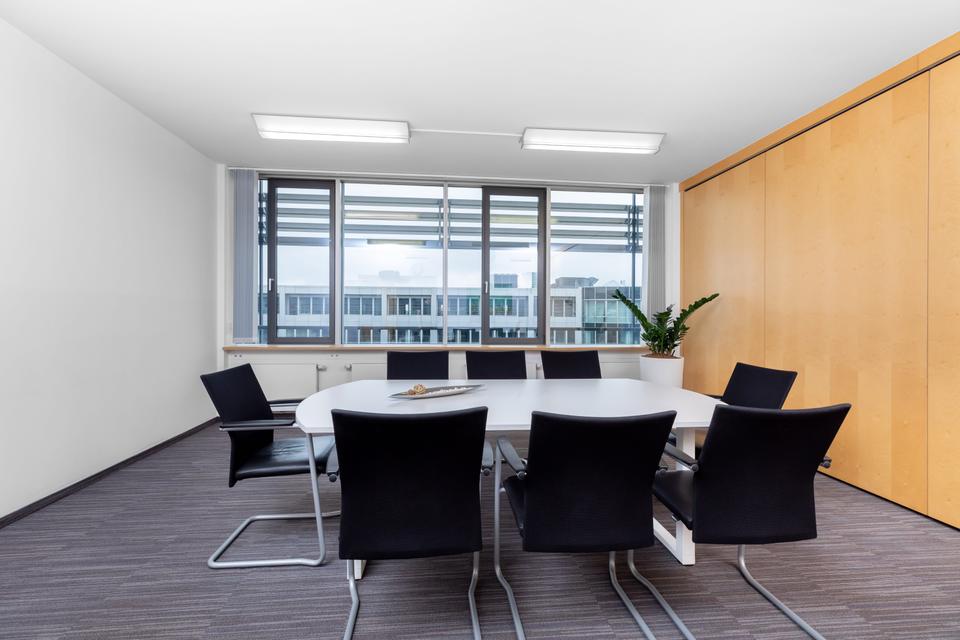 Thumbnail-Privater Büroraum für 4 Person in REGUS Laim