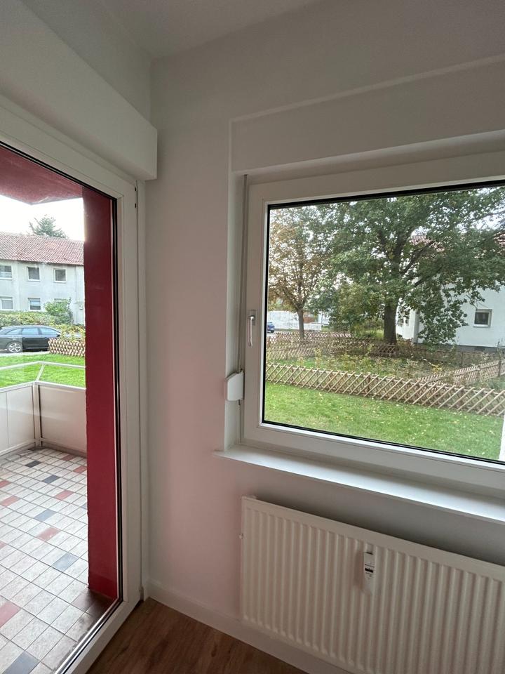 Thumbnail-Modern Wohnen in grüner Umgebung - EG-Wohnung mit EBK & eigenem Balkon