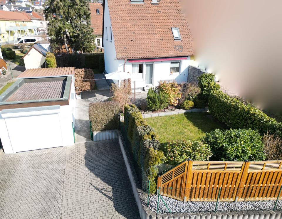 Thumbnail-Charmante Doppelhaushälfte mit schönem Garten in guter Wohnlage