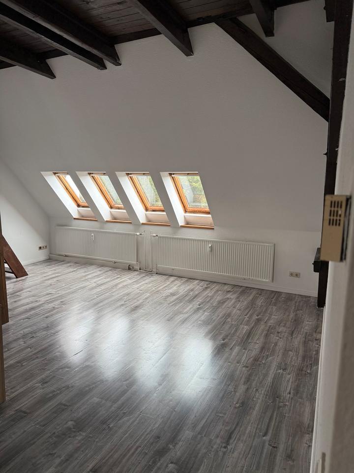 Thumbnail-1 12 Raumwohnung in Ottersleben