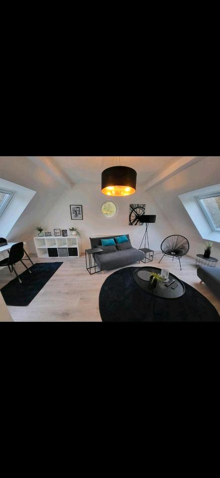 Thumbnail-voll möblierte Dachgeschosswohnung