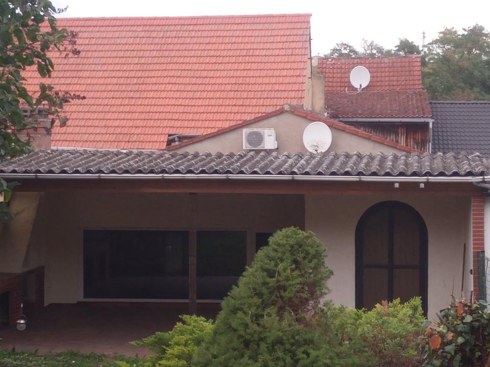 Thumbnail-Reihenhaus mit Anbau im alten Ortskern, 2 getrennte Wohnungen
