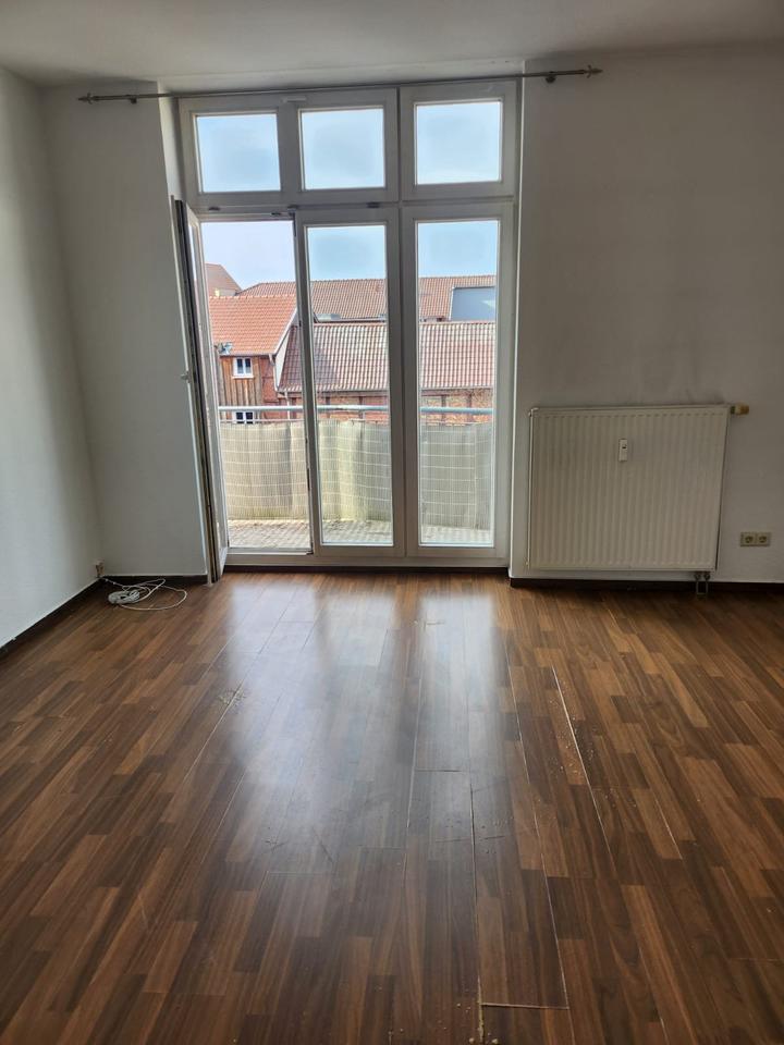 Thumbnail-Charmante 3-Zimmer-Wohnung mit großem Balkon im Herzen von Güstrow