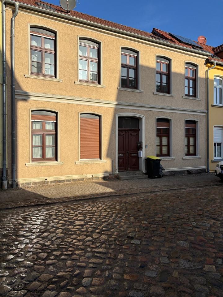 Thumbnail-(029) Gemütliche 1-Raum-Erdgeschoss-Wohnung mit Einbauküche in Malchin