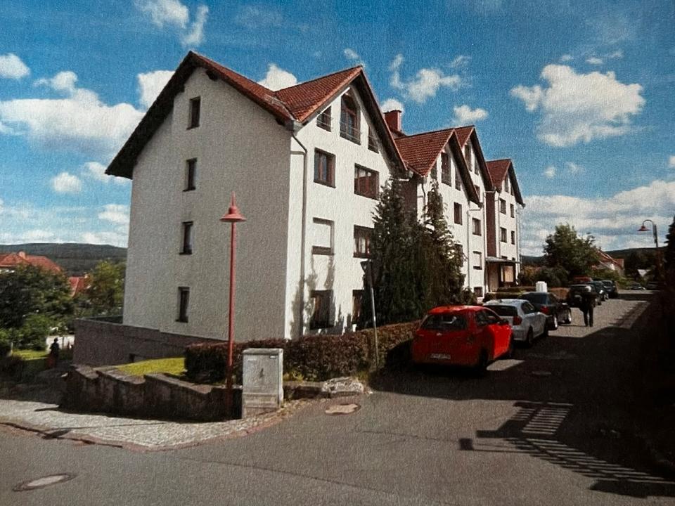 Thumbnail-Gemütliche 2-Zimmer-Wohnung mit Tiefgarage in Tambach-Dietharz