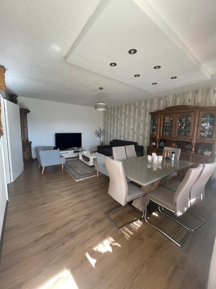 Thumbnail-Sanierte und moderne 2-ZKBB-Wohnung in Tsst.-Hahn zu verkaufen